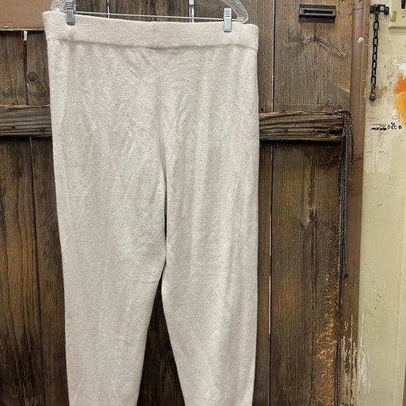 Victoria’s Secret pants with sparkles - Picture 5 of 7